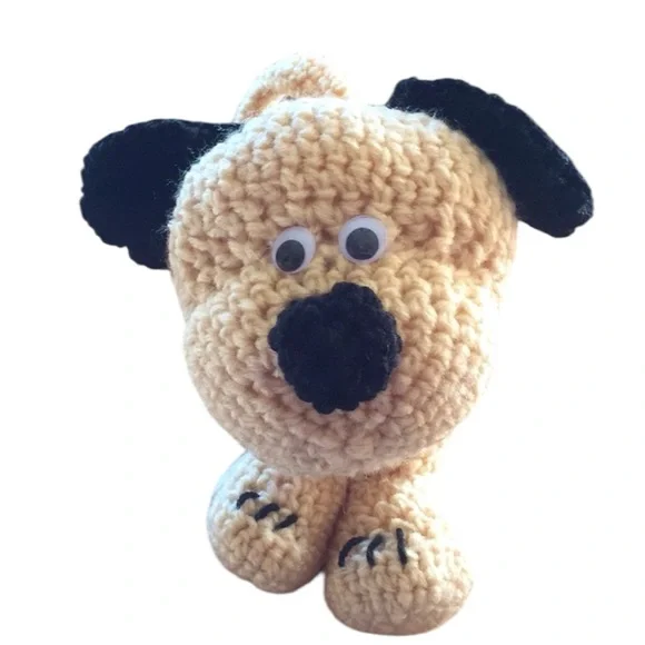 Hand Crafted Crochet Beige and Black Puppy Dog Purse Children’s Carry Toy - Picture 10 of 10